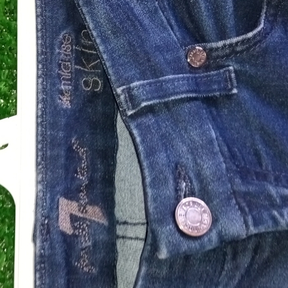 Seven all men kind mid-rise skinnies - Picture 5 of 6